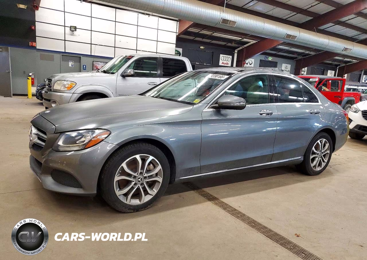 2017 Mercedes-Benz C 300 4Matic – zdjęcie 1 z 12