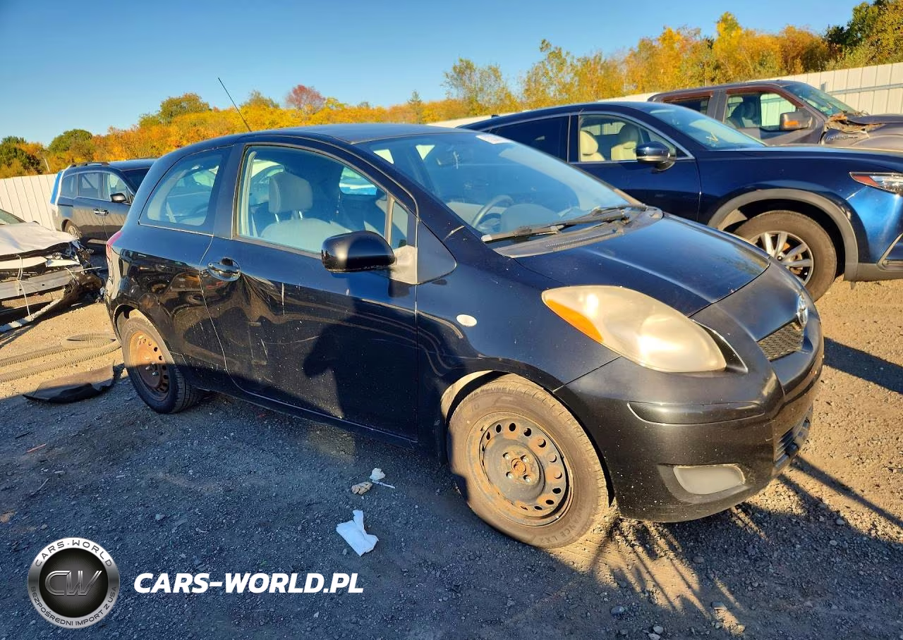 2010 Toyota Yaris Base VIN:JTDJT4K34A5296753 - 4