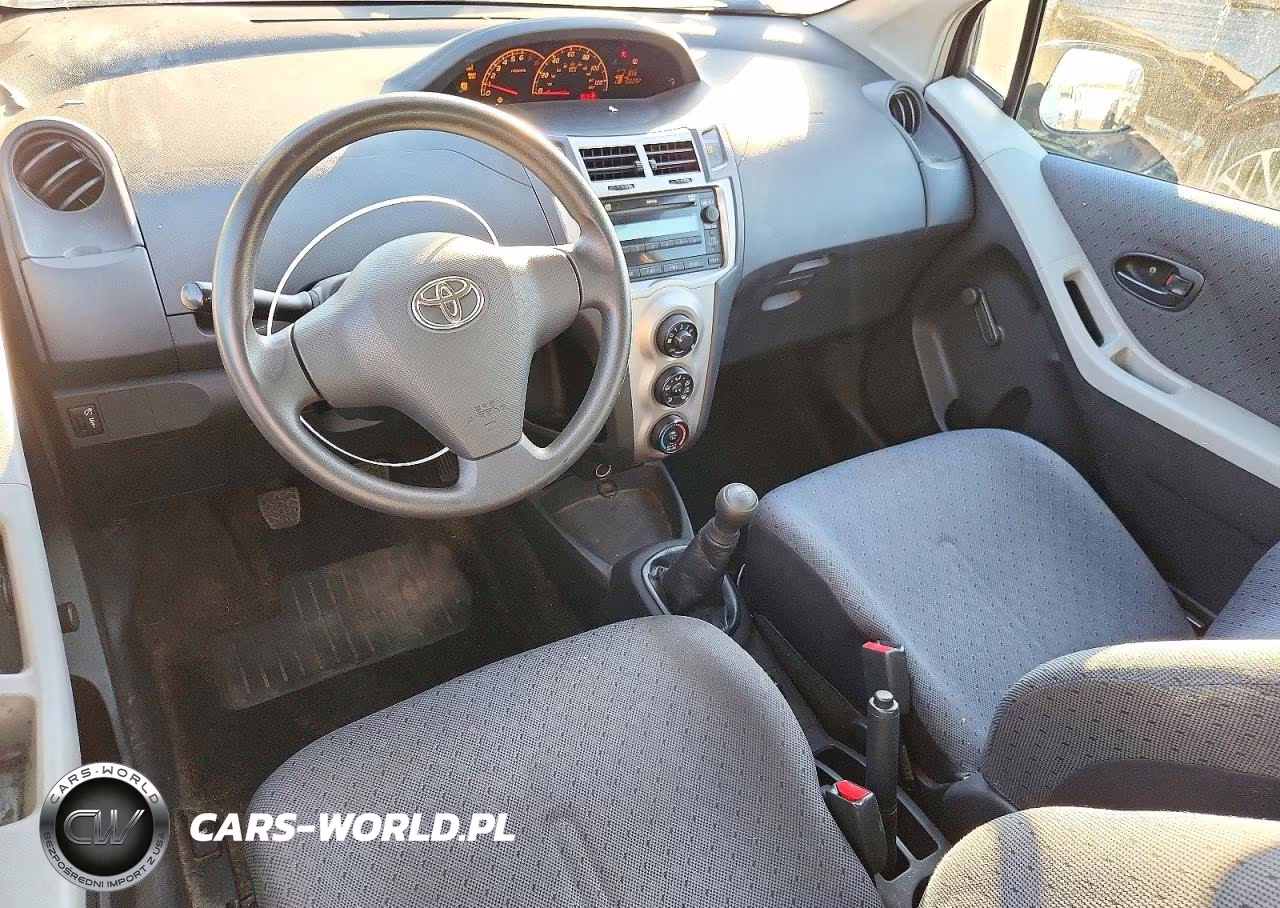2010 Toyota Yaris Base VIN:JTDJT4K34A5296753 - 8