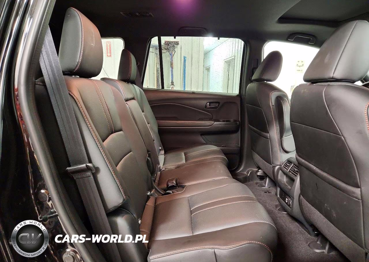 2023 Honda Passport Trail Sport VIN:5FNYF8H60PB023556 - 11