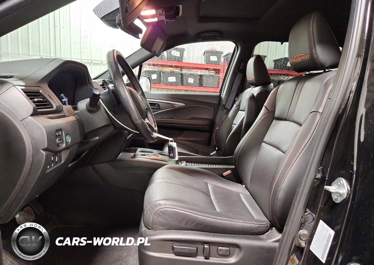 2023 Honda Passport Trail Sport VIN:5FNYF8H60PB023556 - 7
