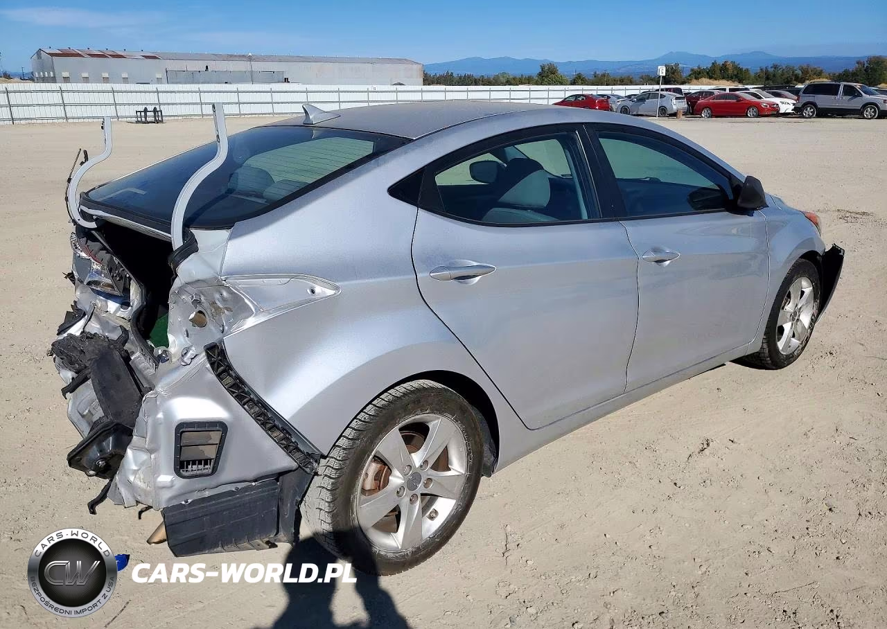 2011 Hyundai Elantra Gls VIN:KMHDH4AE2BU119610 - 3