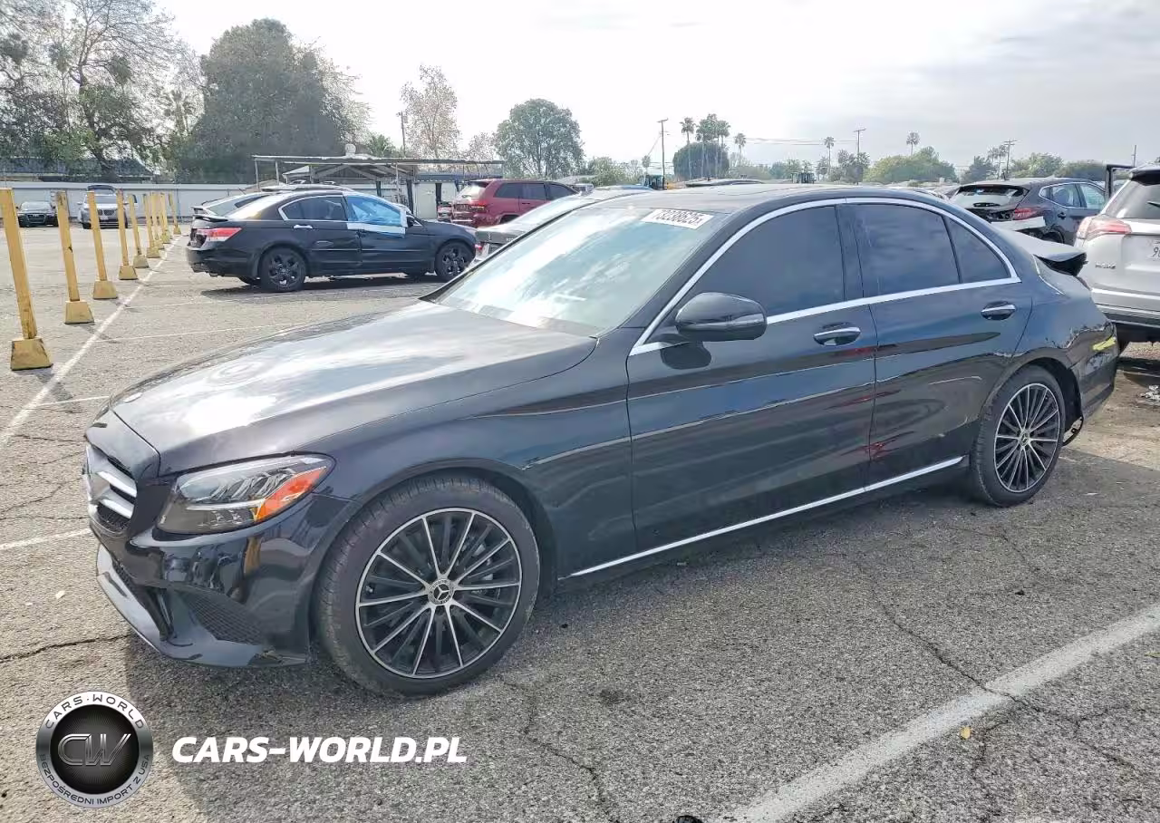 2021 Mercedes-Benz C 300