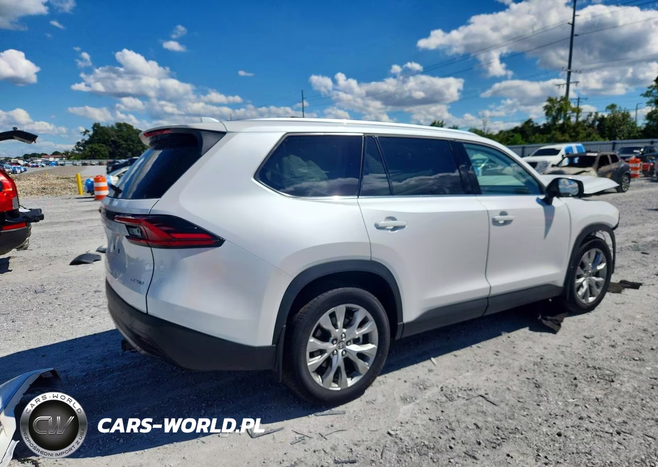 2026 Toyota Grand Highlander Hybrid Limited VIN:5TDACAB58TS121967 - 3