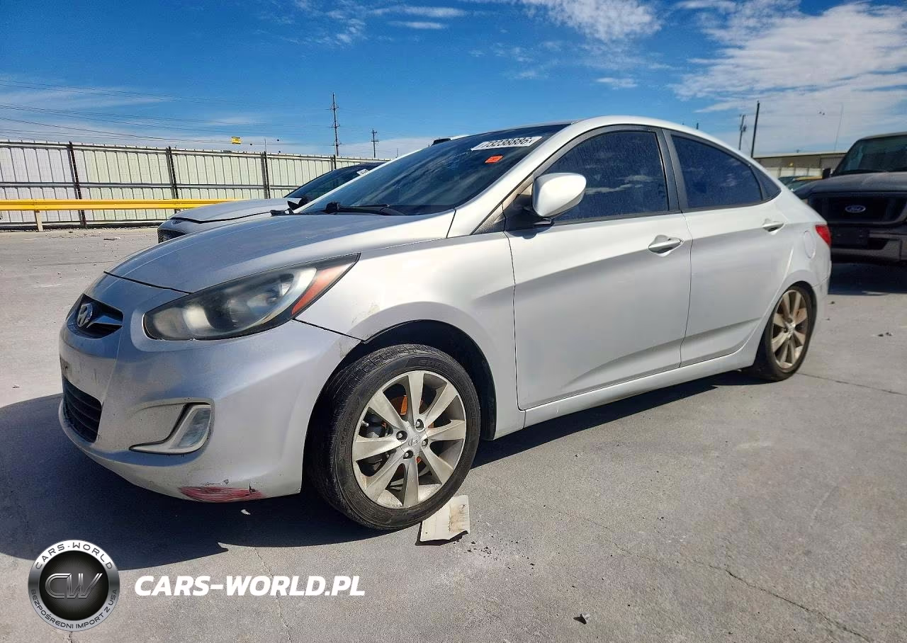 2013 Hyundai Accent Gls