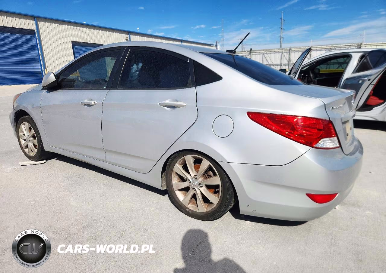 2013 Hyundai Accent Gls VIN:KMHCU4AE8DU441663 - 2