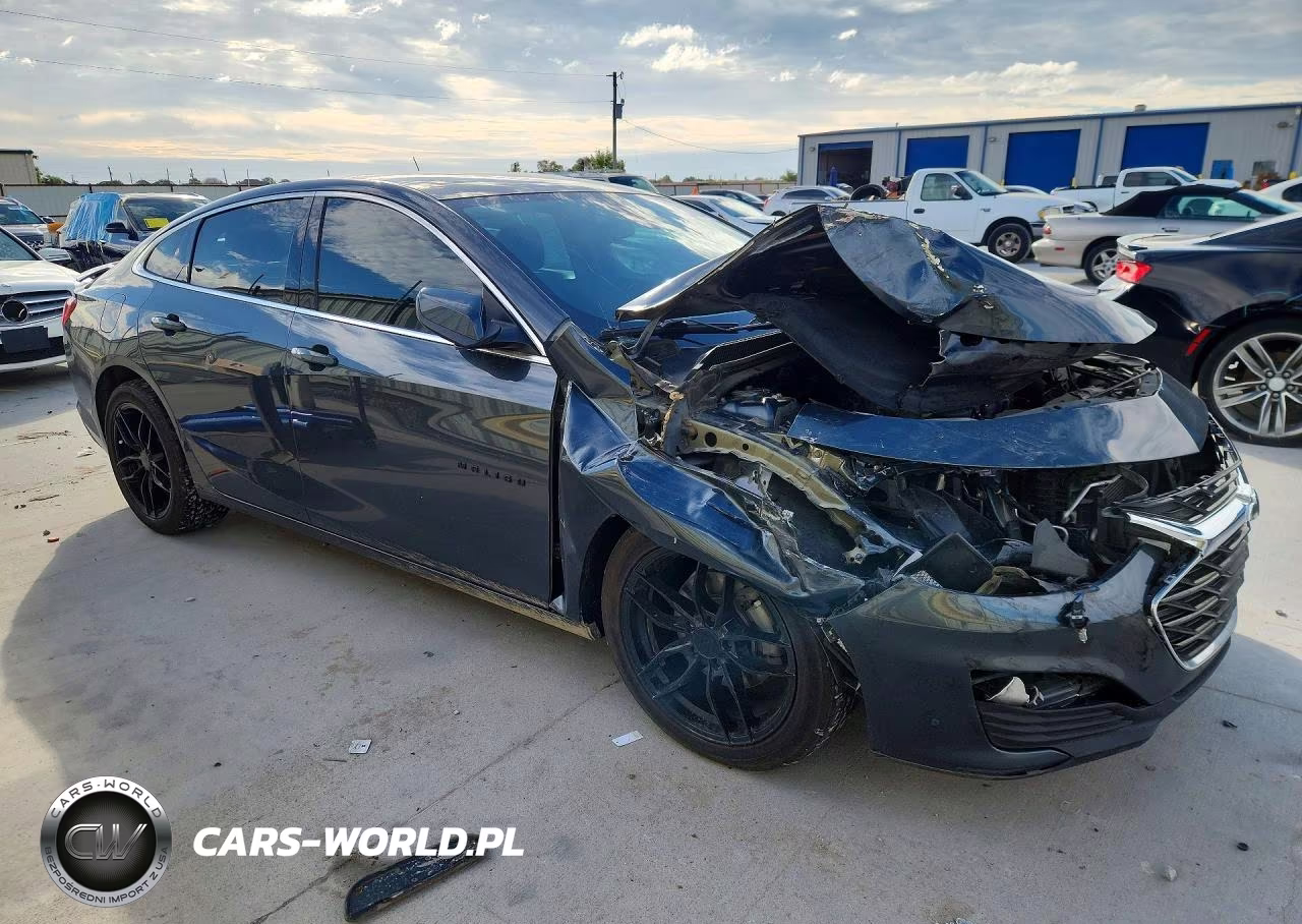 2021 Chevrolet Malibu Rs VIN:1G1ZG5ST9MF054965 - 4