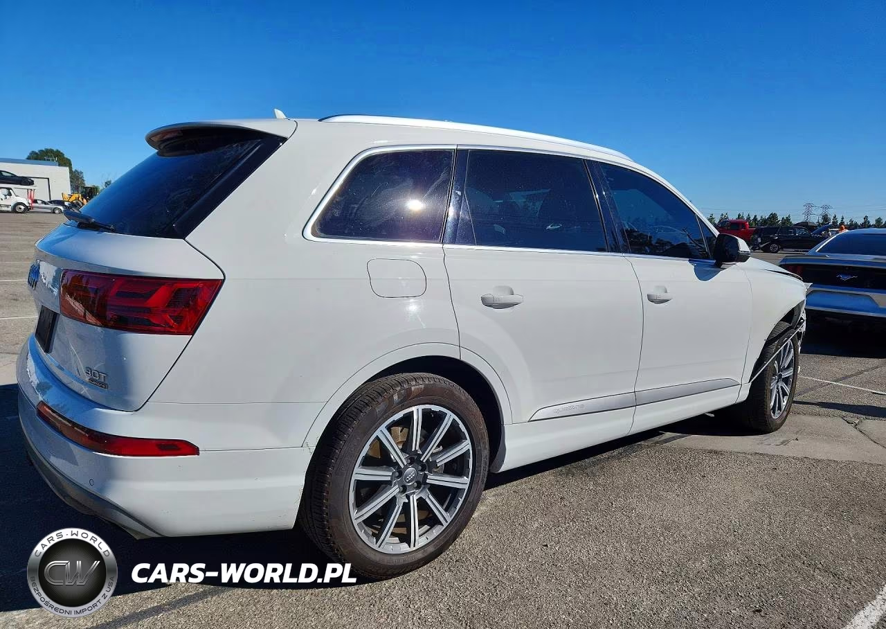 2017 Audi Q7 Premium VIN:WA1AAAF75HD012090 - 3