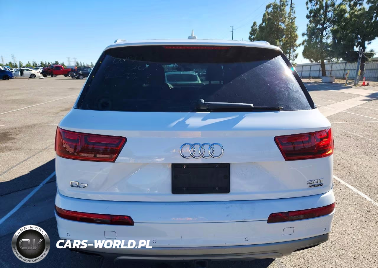 2017 Audi Q7 Premium VIN:WA1AAAF75HD012090 - 6