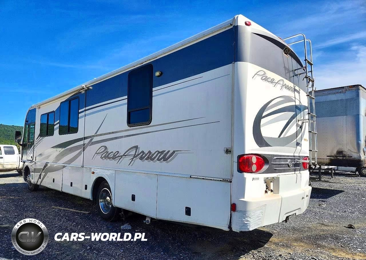 2004 Workhorse Custom Chassis Motorhome Chassis W22 VIN:5B4MP67G443383535 - 3