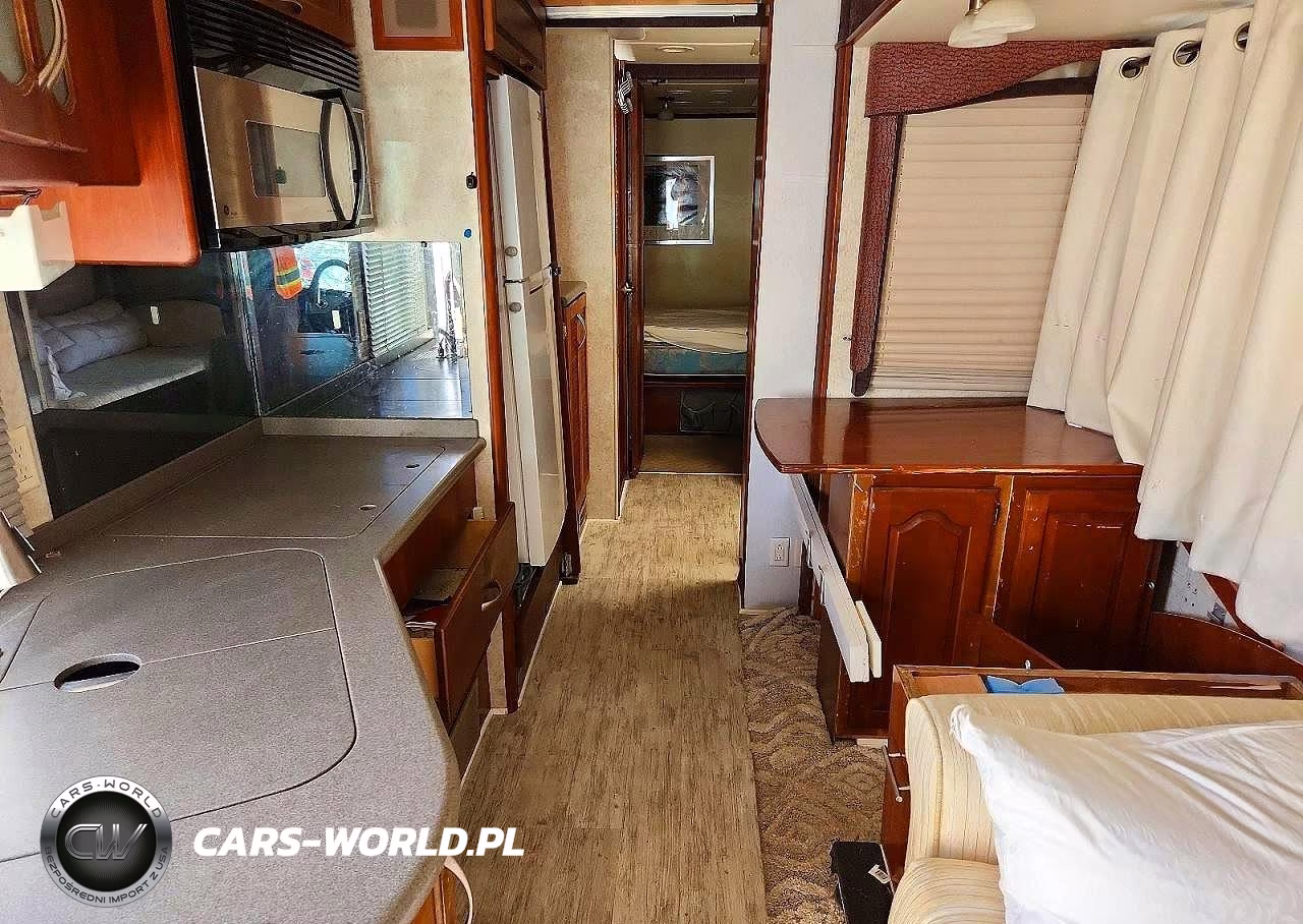 2004 Workhorse Custom Chassis Motorhome Chassis W22 VIN:5B4MP67G443383535 - 6