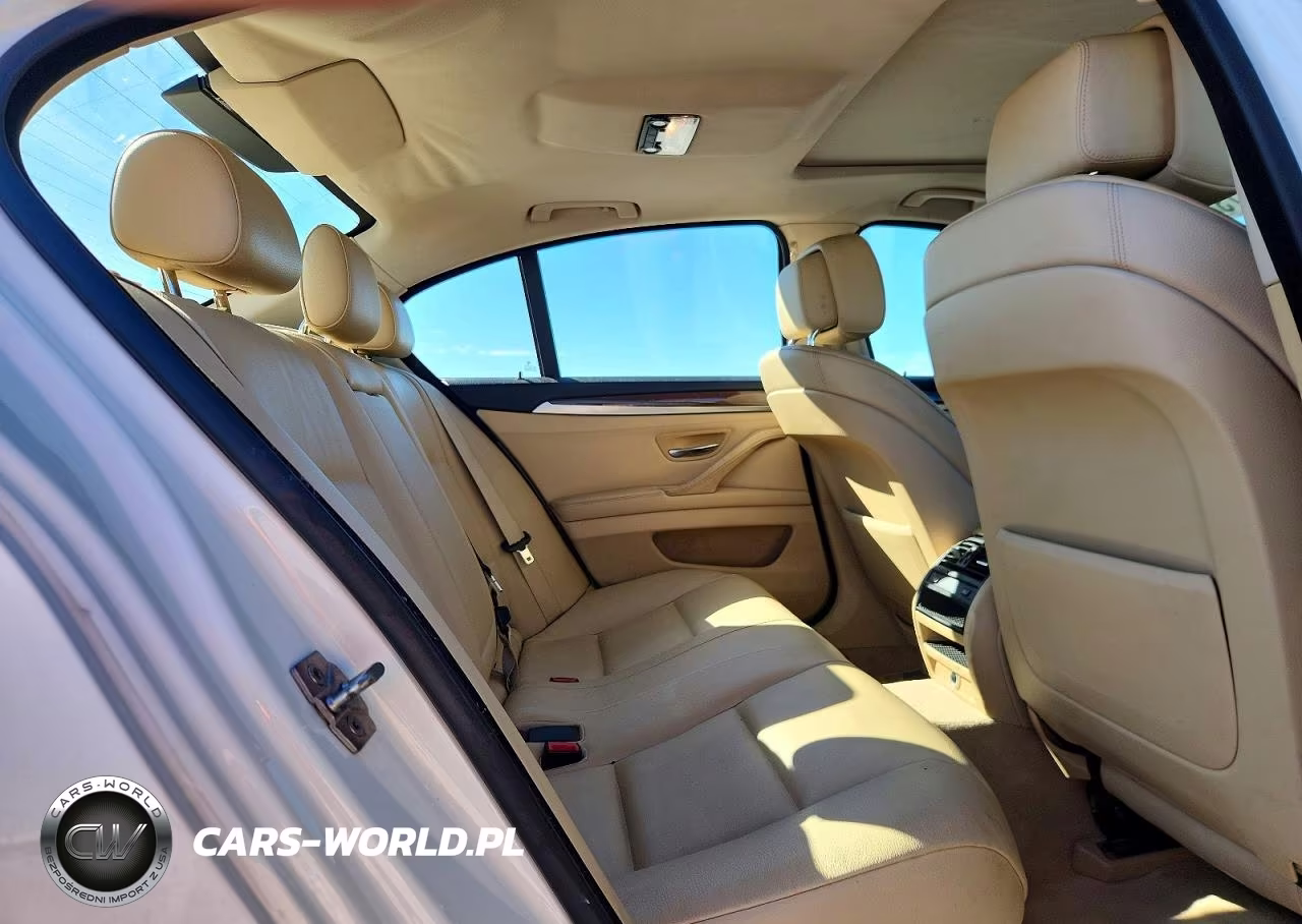 2012 BMW 528 Xi VIN:WBAXH5C57CDW11522 - 10