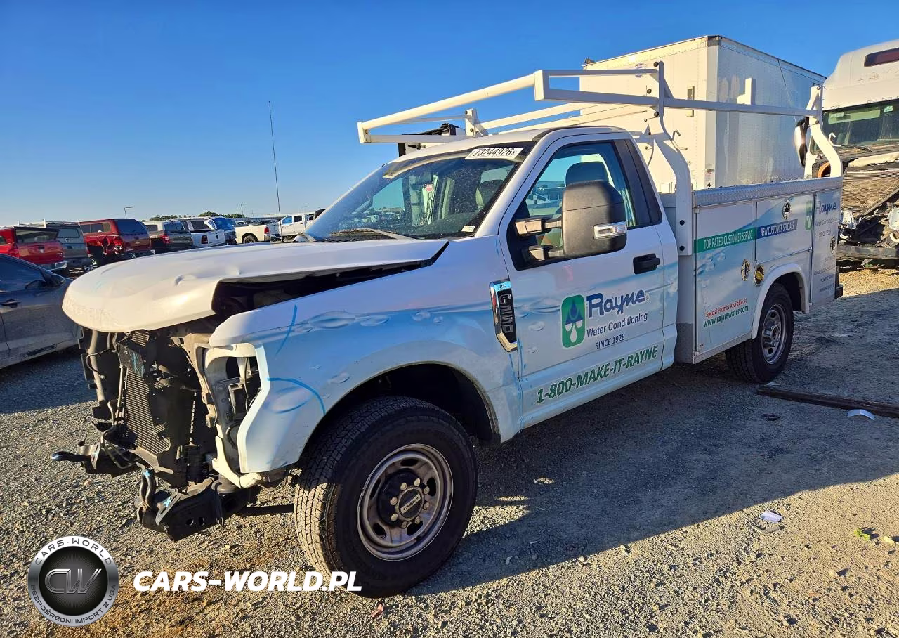 2018 Ford F250 Super - Utility - Service Truck VIN:1FTBF2A65JEC79990 - 1