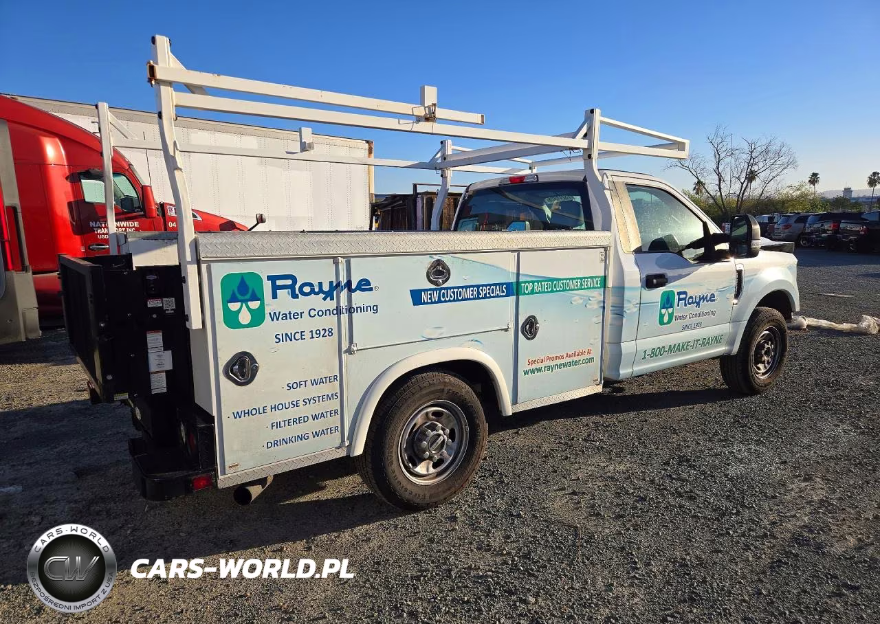 2018 Ford F250 Super - Utility - Service Truck VIN:1FTBF2A65JEC79990 - 3