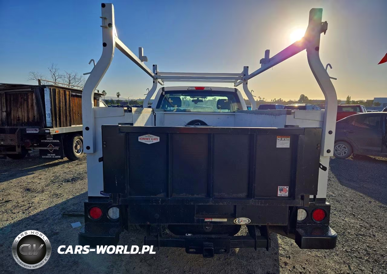 2018 Ford F250 Super - Utility - Service Truck VIN:1FTBF2A65JEC79990 - 6