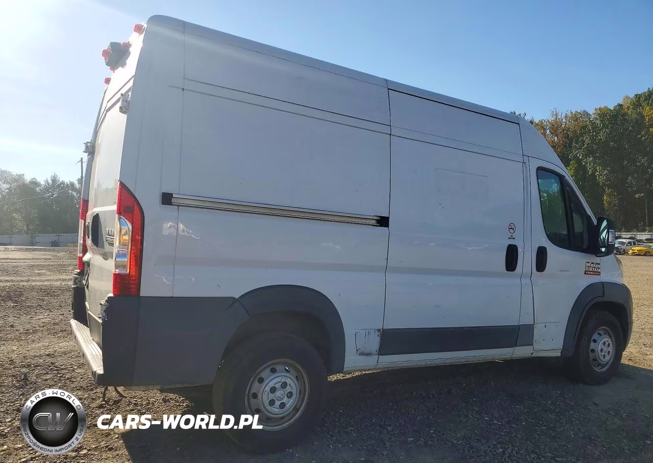 2018 Ram Promaster 1500 1500 High VIN:3C6TRVBG5JE158182 - 3