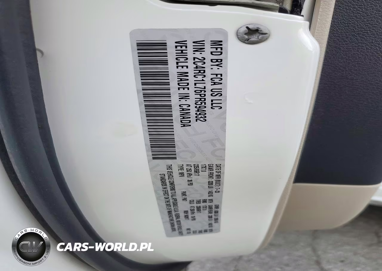 2023 Chrysler Pacifica Hybrid Touring L VIN:2C4RC1L76PR594932 - 13