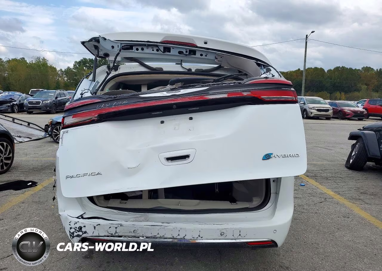 2023 Chrysler Pacifica Hybrid Touring L VIN:2C4RC1L76PR594932 - 6