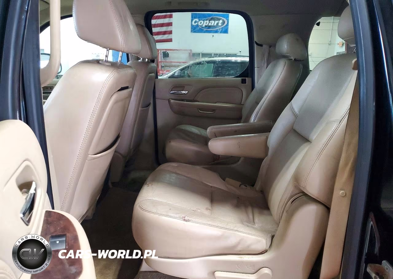2009 Cadillac Escalade Esv Luxury VIN:1GYFK262X9R176288 - 11