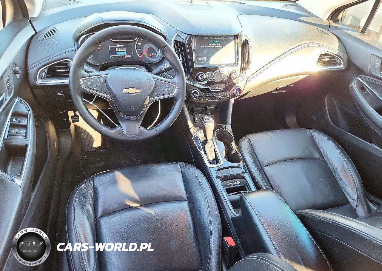 2018 Chevrolet Cruze Premier VIN:1G1BF5SM4J7183439 - 8