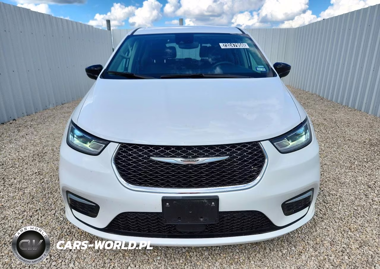 2024 Chrysler Pacifica Touring L VIN:2C4RC1BG7RR125045 - 5