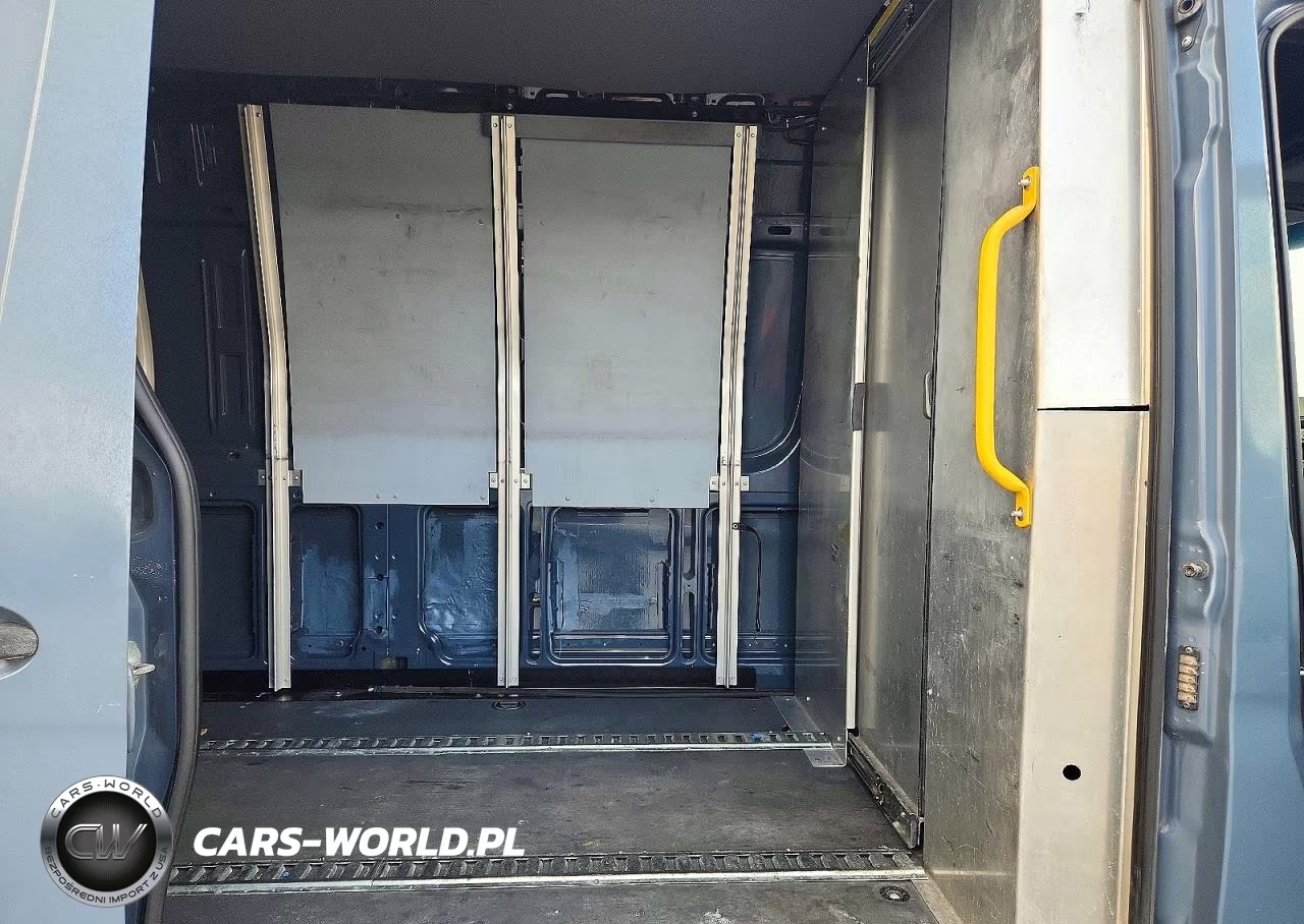 2019 Mercedes-Benz Sprinter 2500-3500 Delivery Van VIN:WD4PF1CD2KP137054 - 11