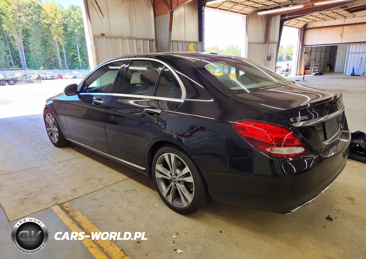 2017 Mercedes-Benz C 300 VIN:55SWF4JB4HU228496 - 2