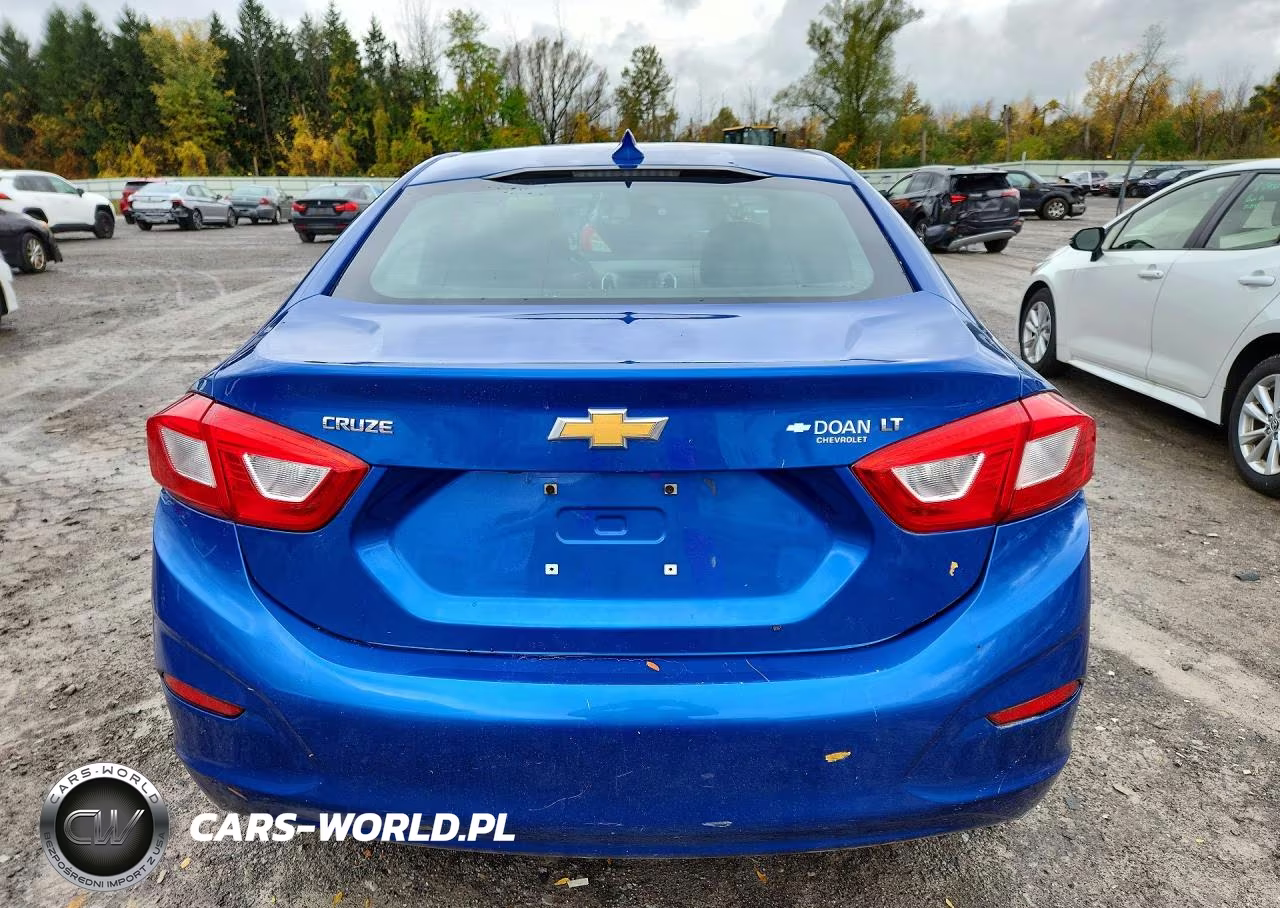 2017 Chevrolet Cruze Lt VIN:1G1BE5SM7H7260172 - 6
