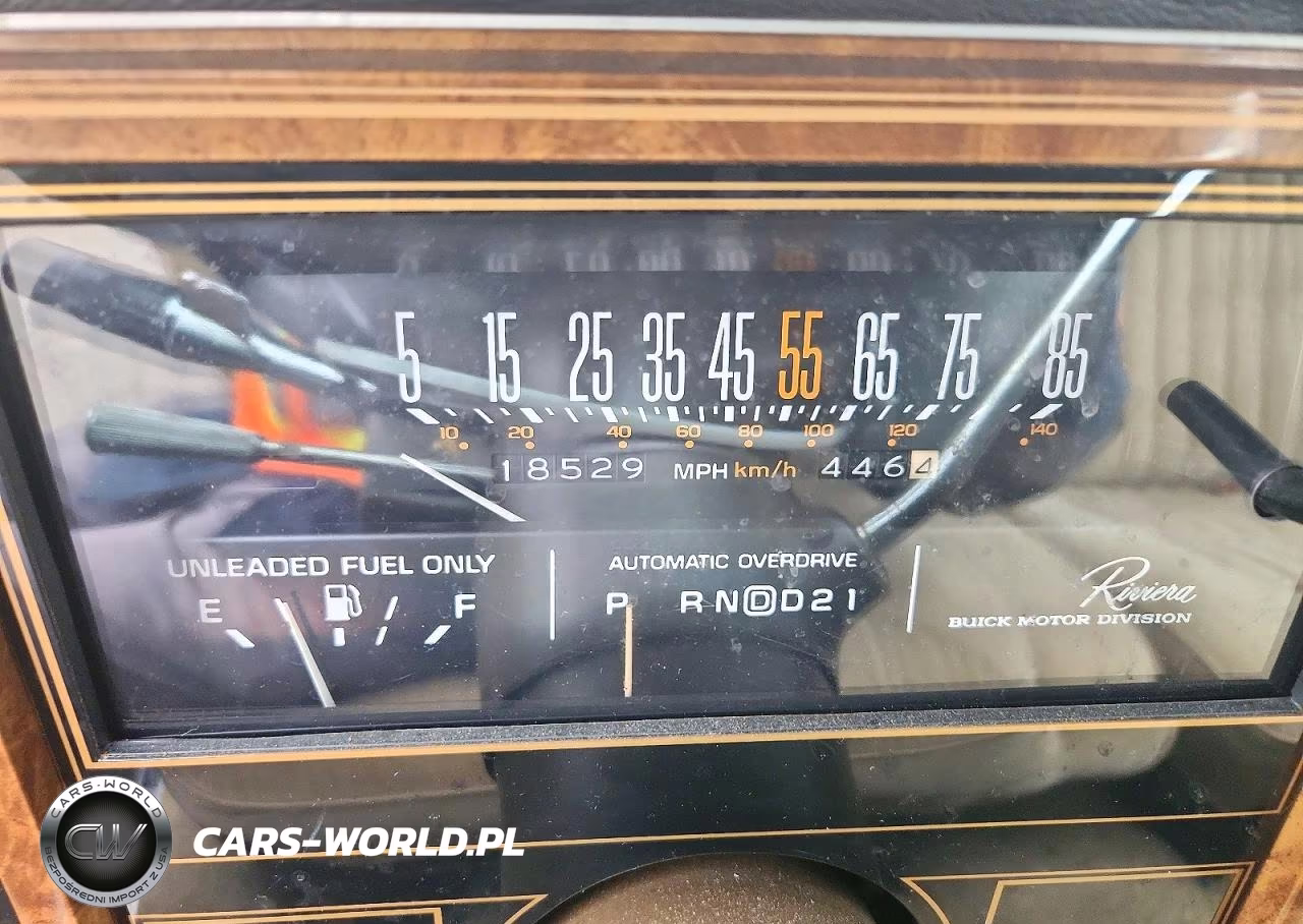 1984 Buick Riviera VIN:1G4AZ57Y1EE444884 - 9