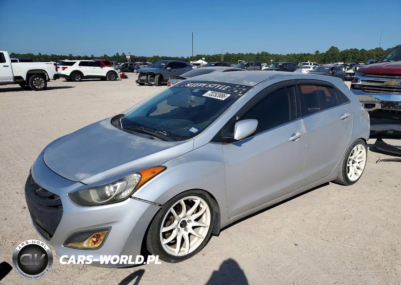 2013 Hyundai Elantra Gt Base VIN:KMHD35LEXDU022868 - 1