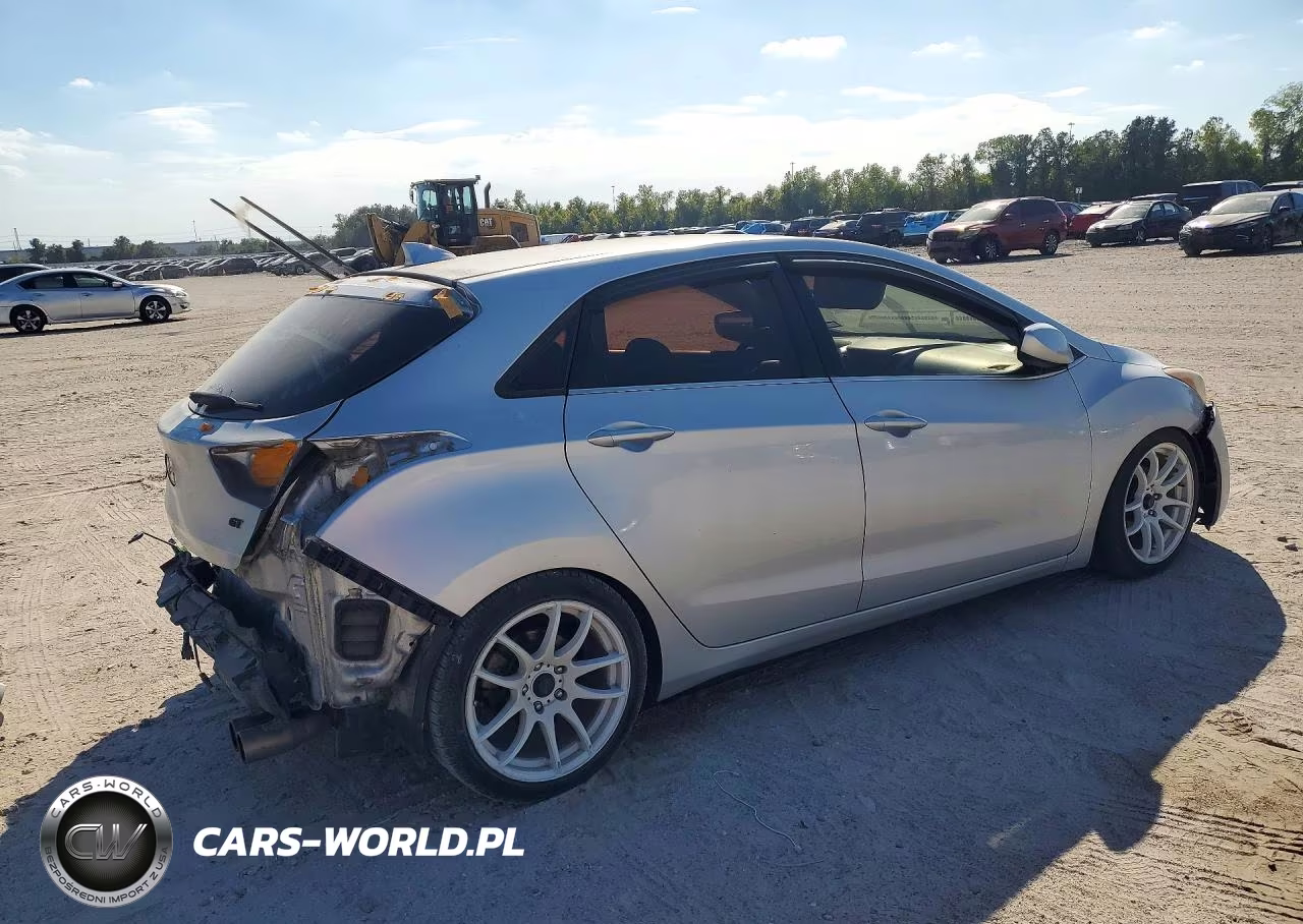 2013 Hyundai Elantra Gt Base VIN:KMHD35LEXDU022868 - 3