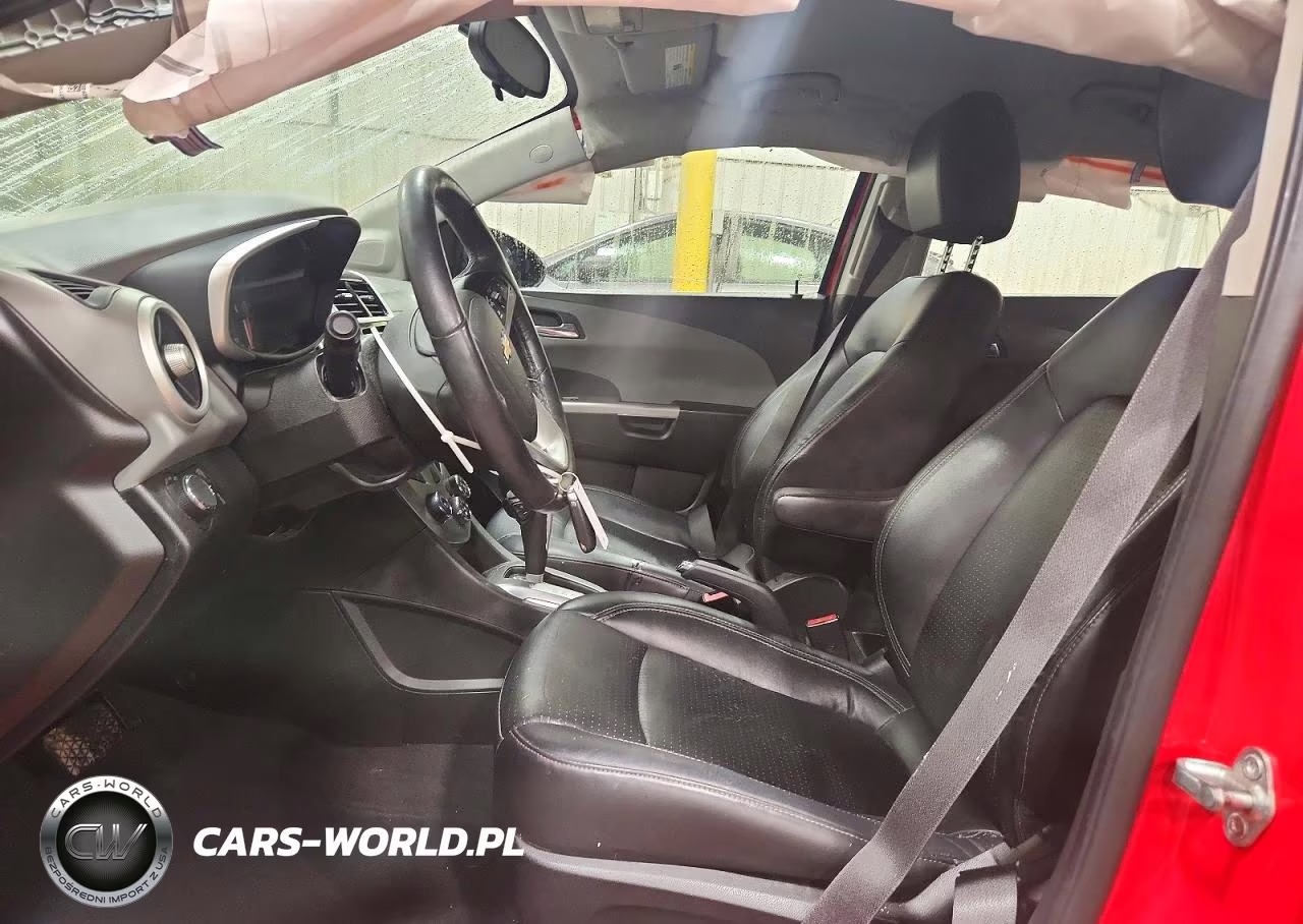 2019 Chevrolet Sonic Premier VIN:1G1JF5SB1K4122692 - 7