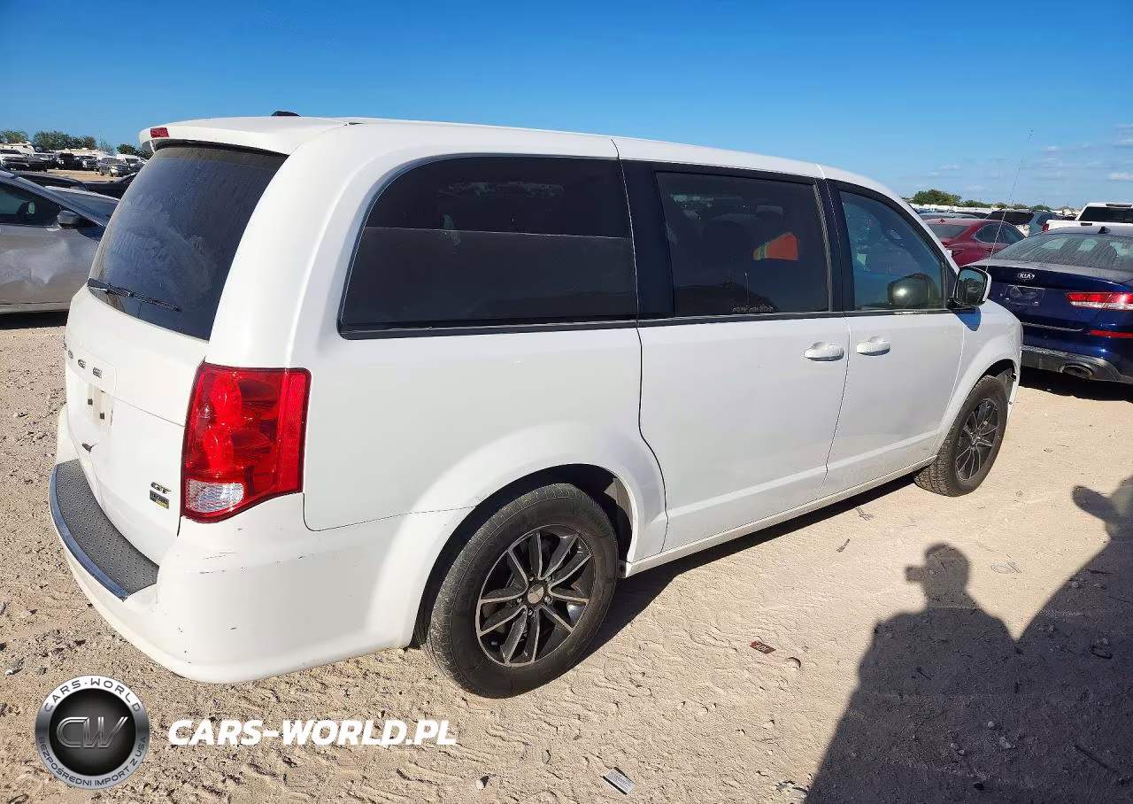 2019 Dodge Grand Caravan Gt VIN:2C4RDGEG0KR536420 - 3