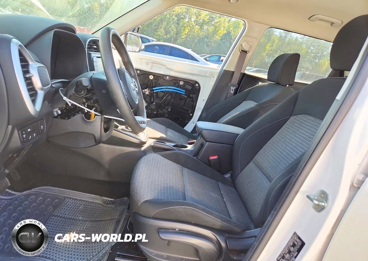 2020 Kia Soul S VIN:KNDJ23AU2L7709641 - 7
