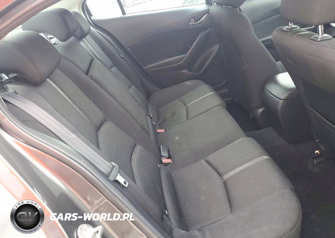 2018 Mazda 3 Sport VIN:3MZBN1U73JM264848 - 10