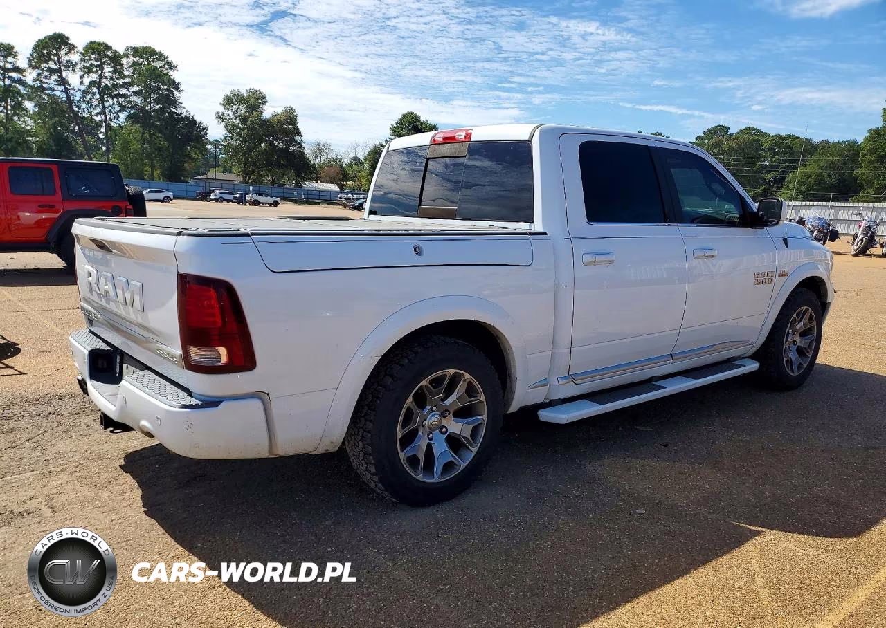 2018 Ram 1500 Longhorn VIN:1C6RR7PT4JS163608 - 3