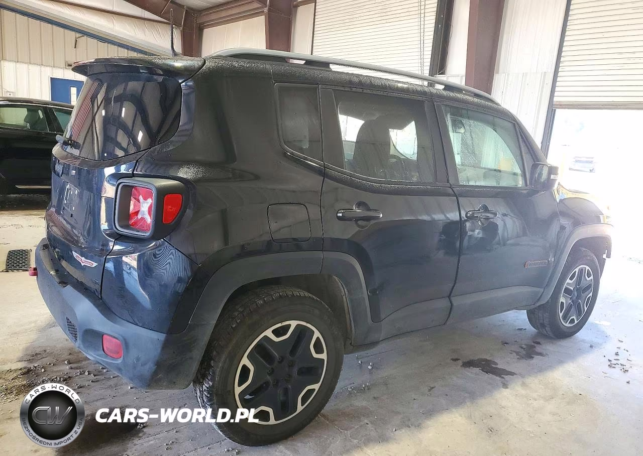 2015 Jeep Renegade Trailhawk VIN:ZACCJBCT3FPC08808 - 3