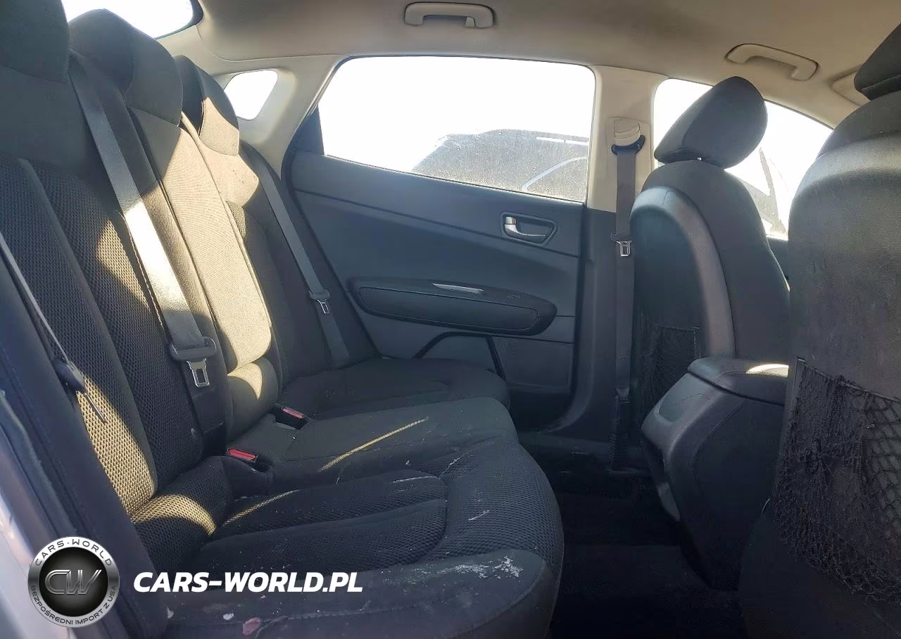 2019 Kia Optima Lx VIN:5XXGT4L37KG370673 - 10