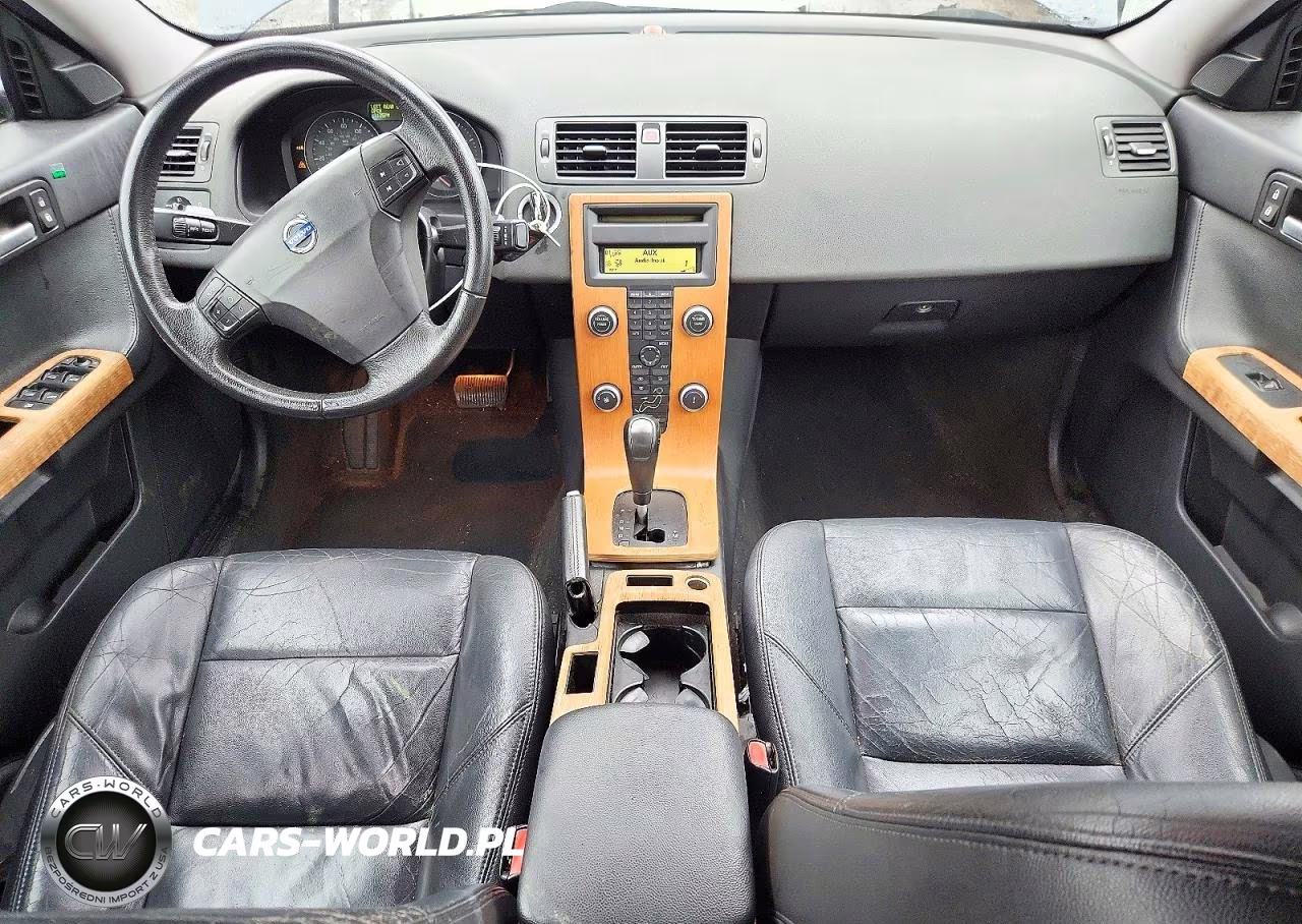 2008 Volvo S40 2.4I VIN:YV1MS390382383975 - 8