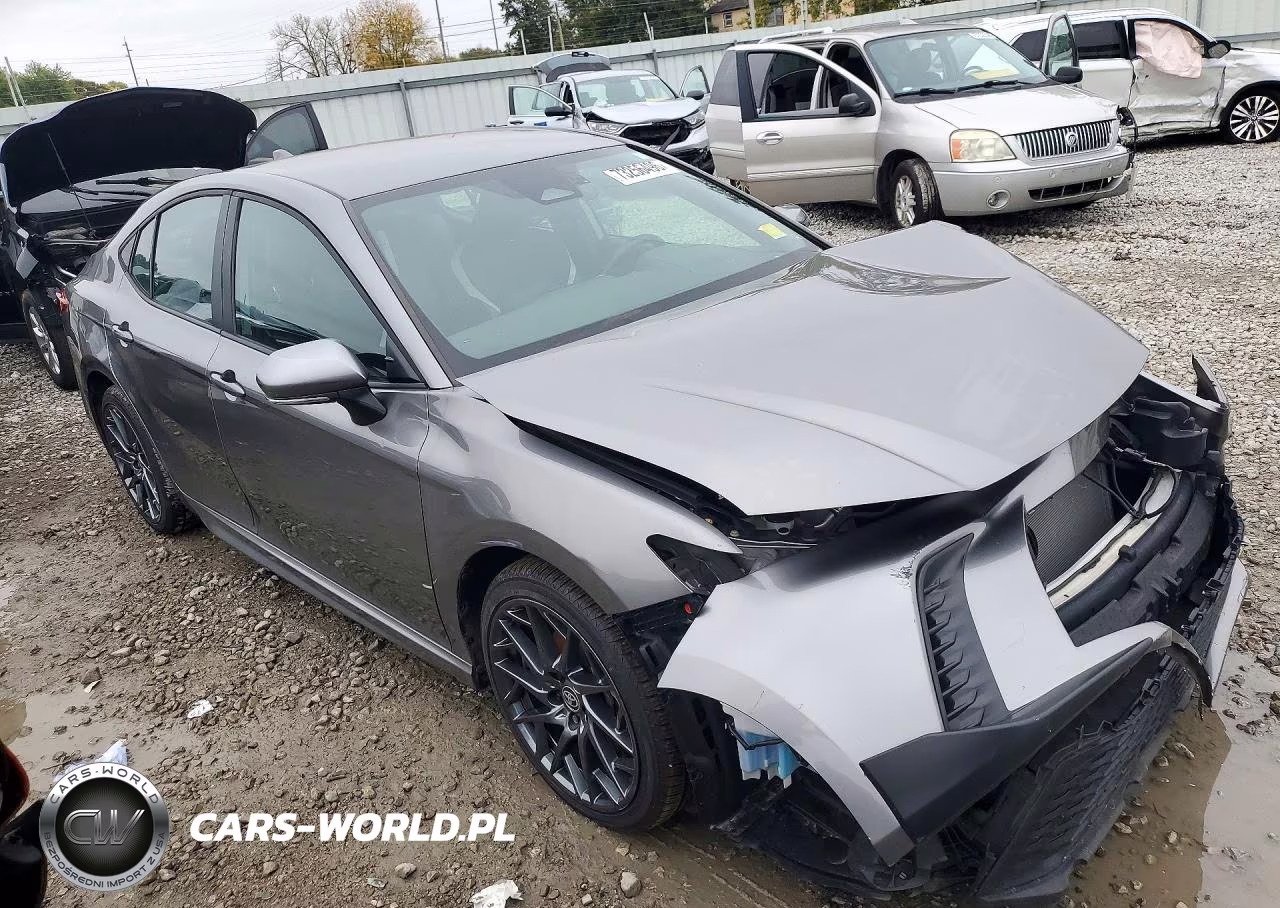 2025 Toyota Camry Se VIN:4T1DBADK8SU504641 - 4