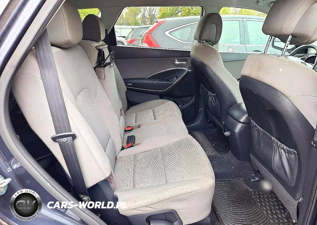 2017 Hyundai Santa Fe Se VIN:KM8SMDHF6HU189282 - 11