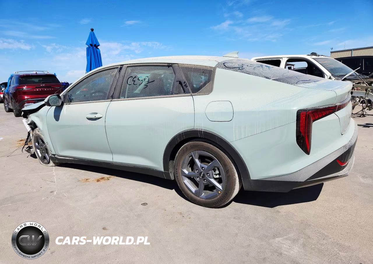 2026 Kia K4 Lxs VIN:3KPFT4DE8TE254629 - 2