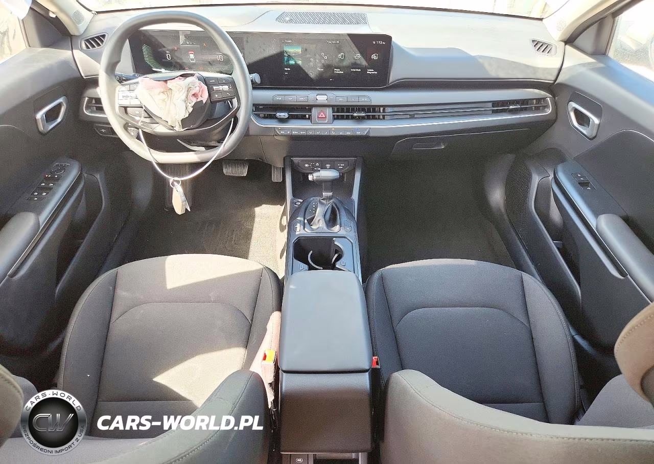 2026 Kia K4 Lxs VIN:3KPFT4DE8TE254629 - 8