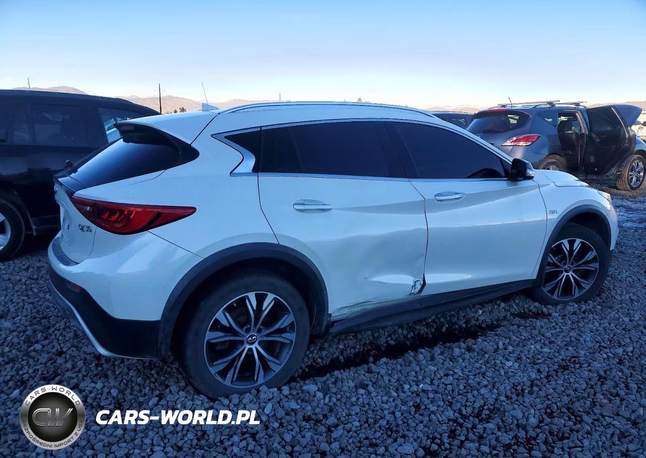 2017 Infiniti Qx30 Base VIN:SJKCH5CR9HA031215 - 3