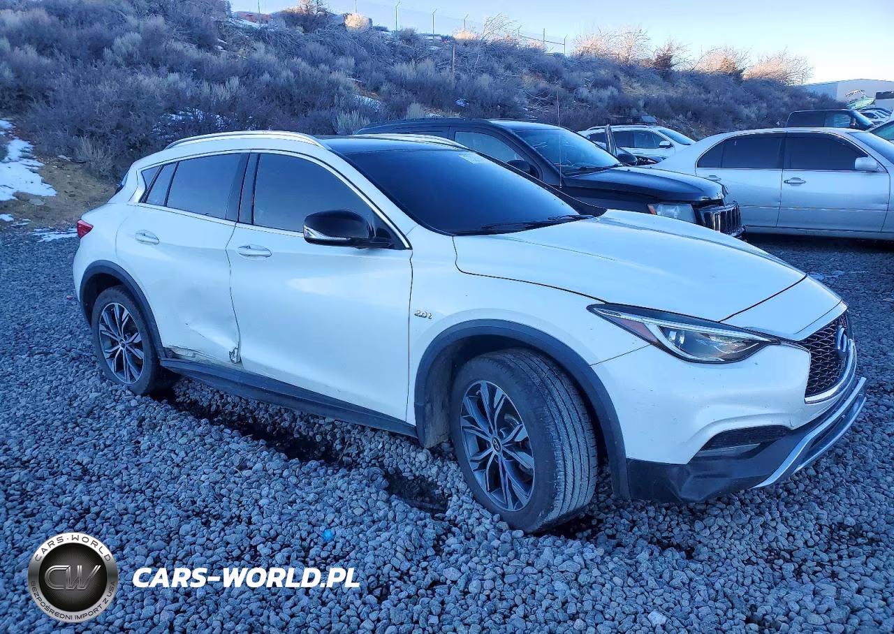 2017 Infiniti Qx30 Base VIN:SJKCH5CR9HA031215 - 4