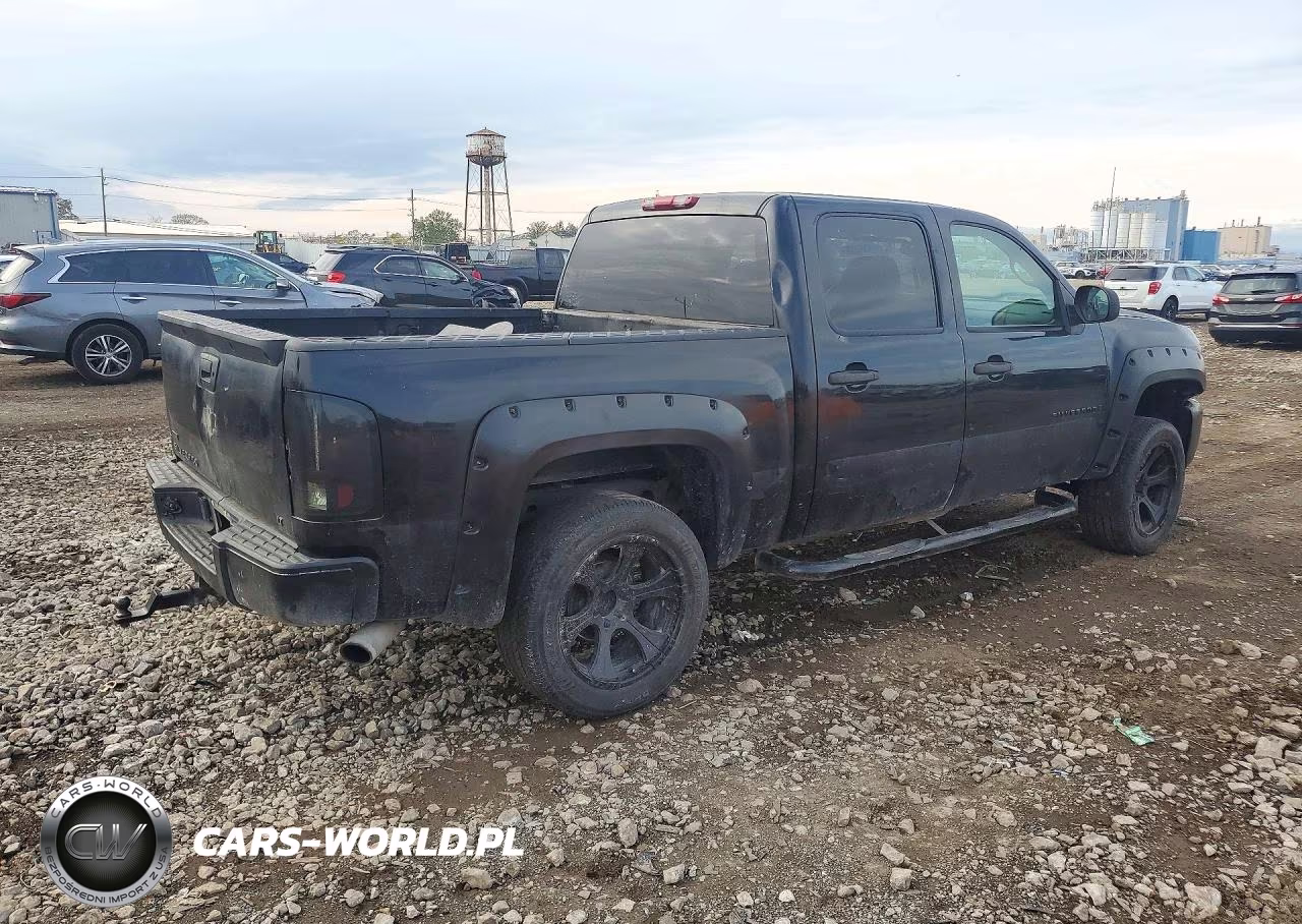 2008 Chevrolet Silverado K1500 VIN:3GCEK133X8G290542 - 3