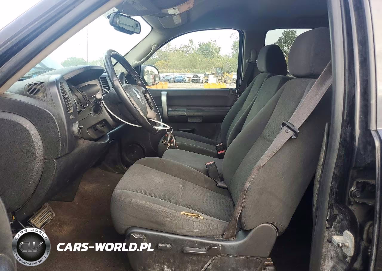 2008 Chevrolet Silverado K1500 VIN:3GCEK133X8G290542 - 7