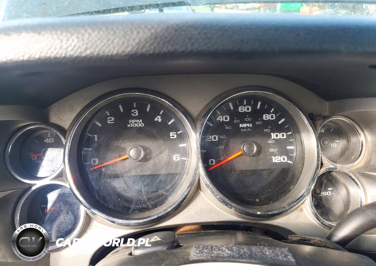 2008 Chevrolet Silverado K1500 VIN:3GCEK133X8G290542 - 9