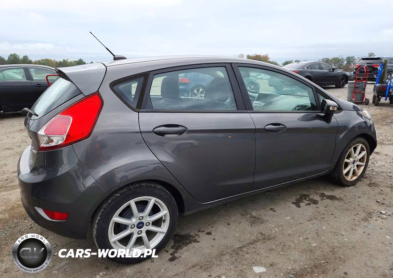 2015 Ford Fiesta Se VIN:3FADP4EJ4FM132731 - 3