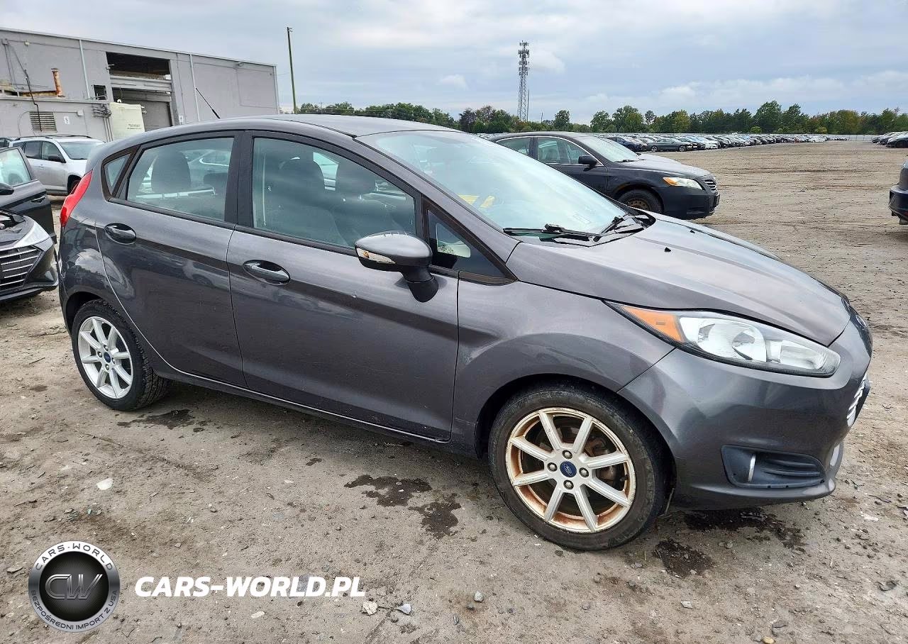 2015 Ford Fiesta Se VIN:3FADP4EJ4FM132731 - 4